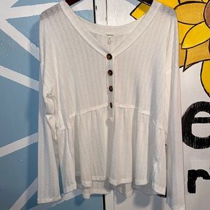 BRAND NEW maurices long sleeve